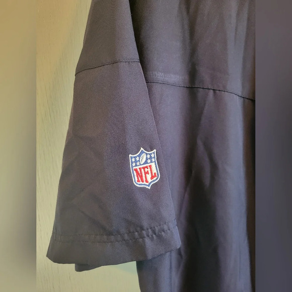 NFL On Field Look Snap Button Short Sleeve Shirt - Picture 2 of 9
